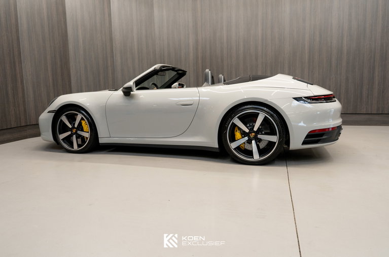 Porsche 992 Carrera 4S