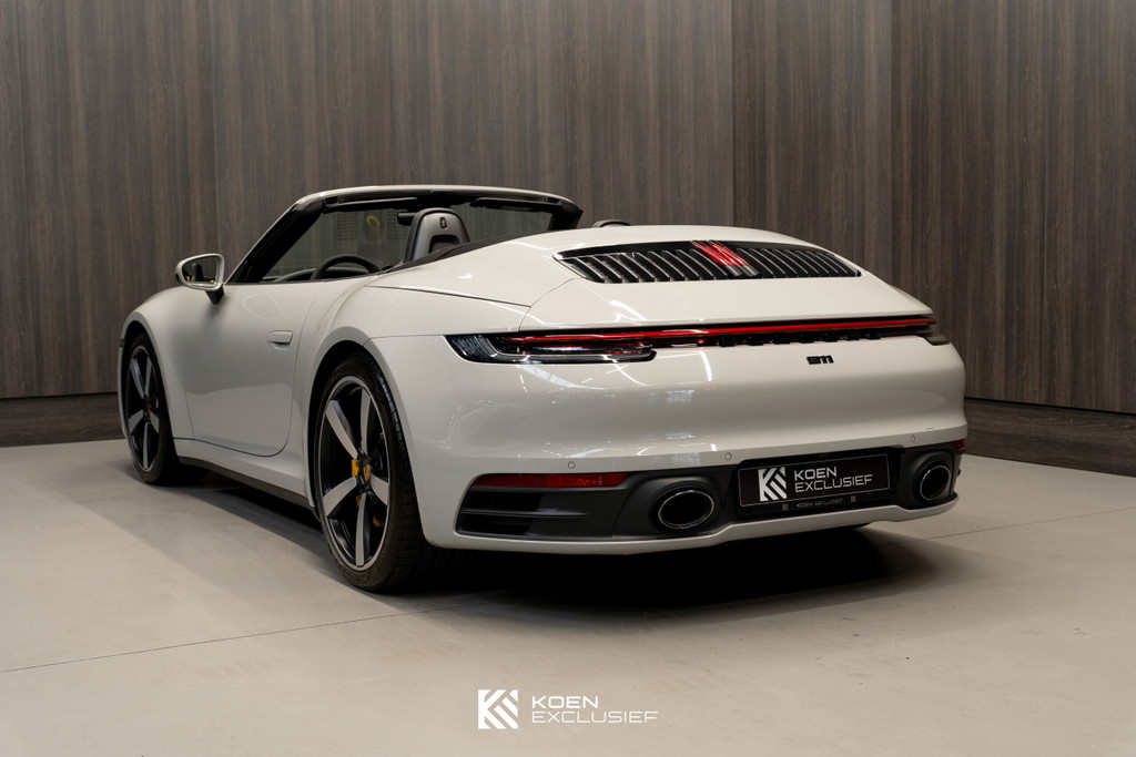 Porsche 992 Carrera 4S