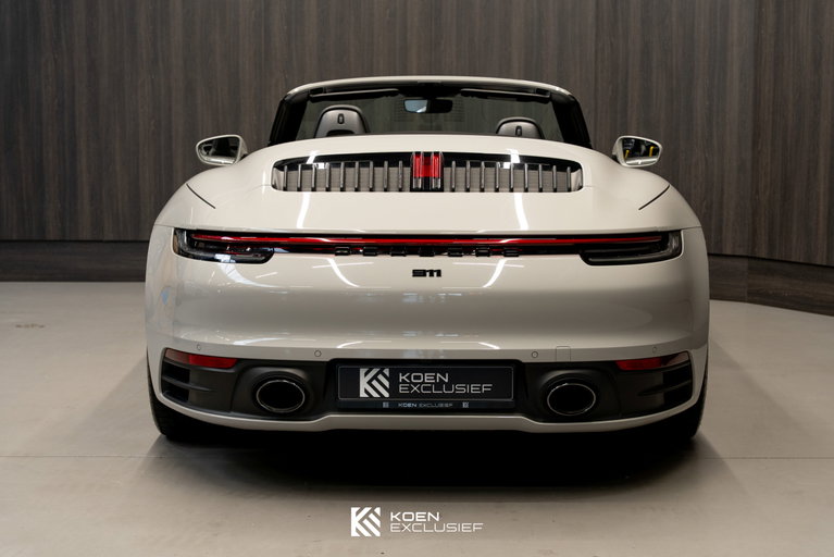 Porsche 992 Carrera 4S