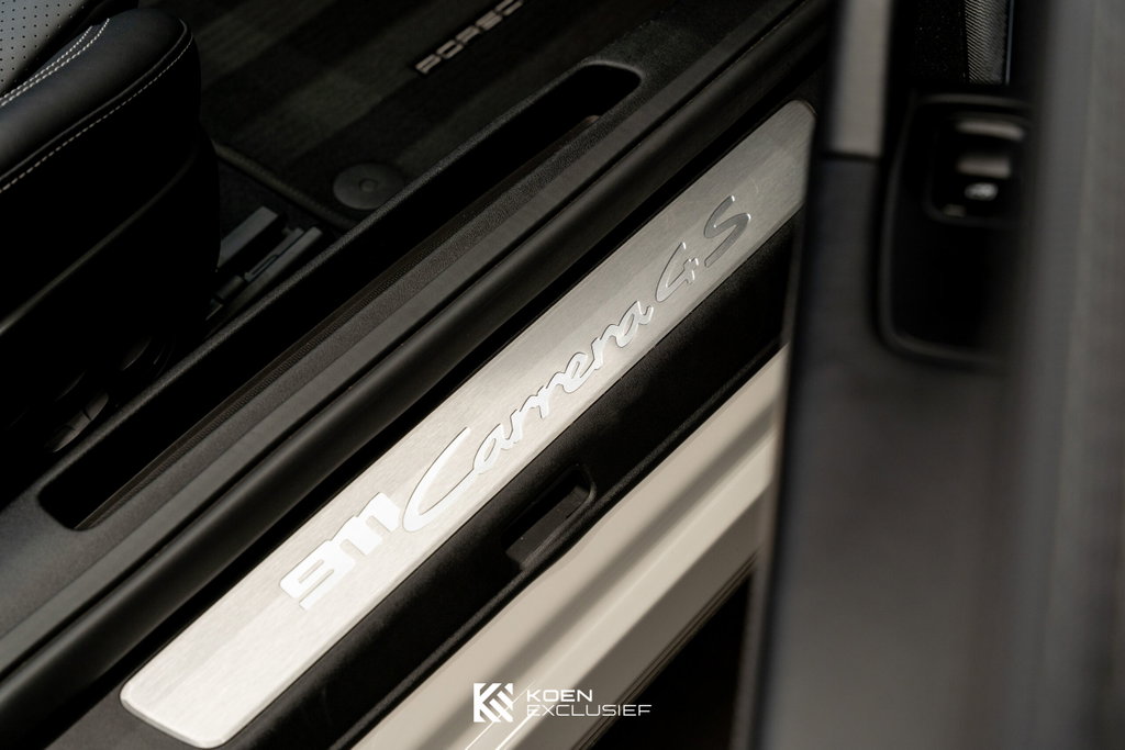 Porsche 992 Carrera 4S
