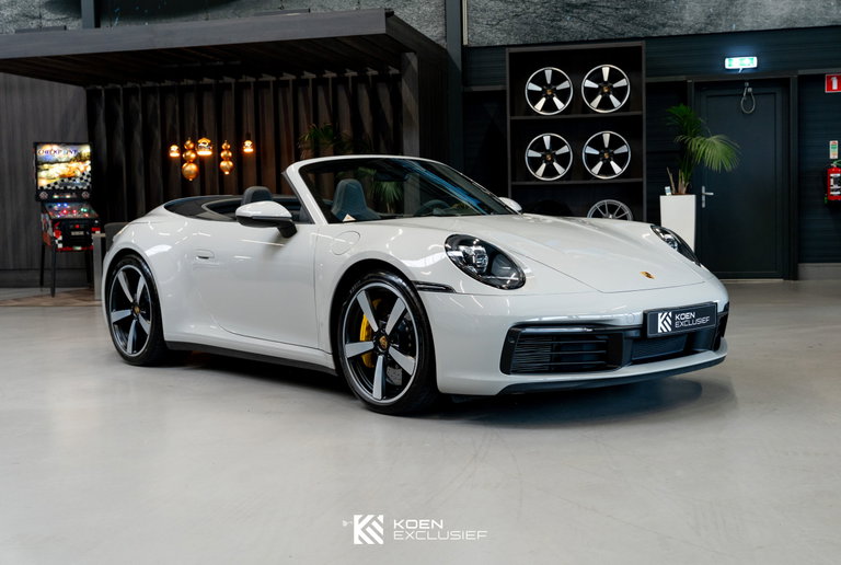 Porsche 992 Carrera 4S