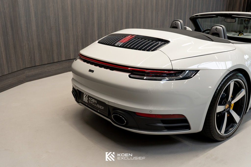 Porsche 992 Carrera 4S