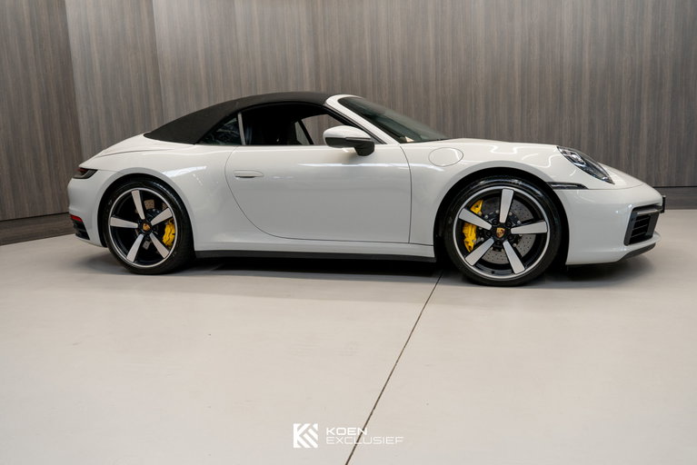 Porsche 992 Carrera 4S