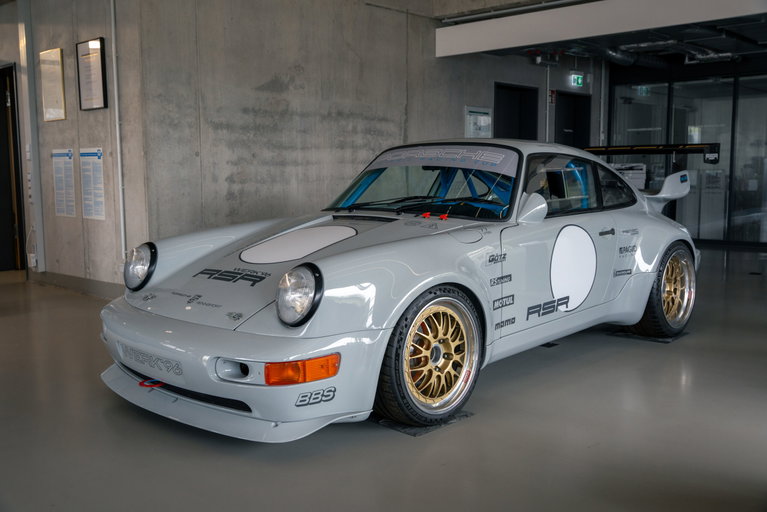 Porsche 911 Modified