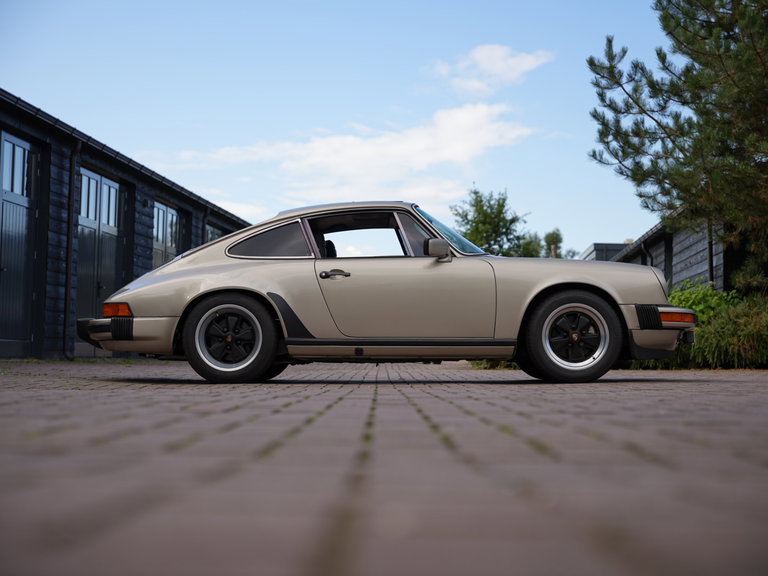 Porsche 911 SC