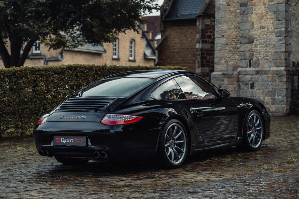 Porsche 997.2 Carrera GTS