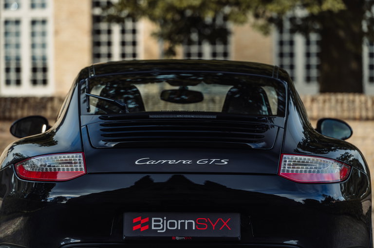 Porsche 997.2 Carrera GTS
