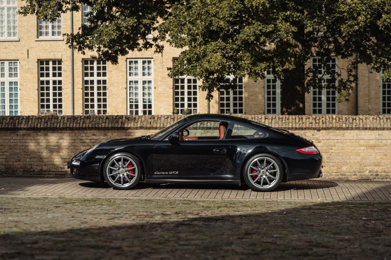 Porsche 997.2 Carrera GTS