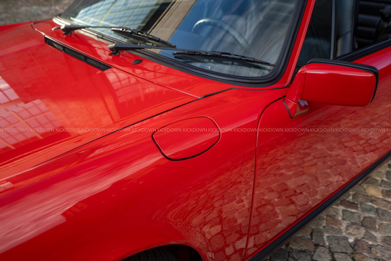 Porsche 911 Carrera 3.2