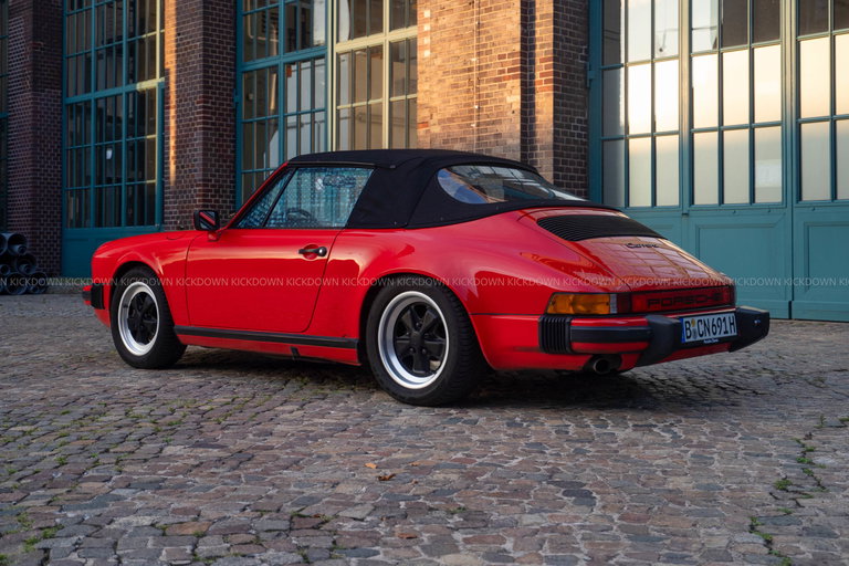 Porsche 911 Carrera 3.2