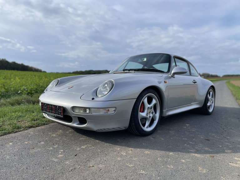 Porsche 993 Carrera 4S