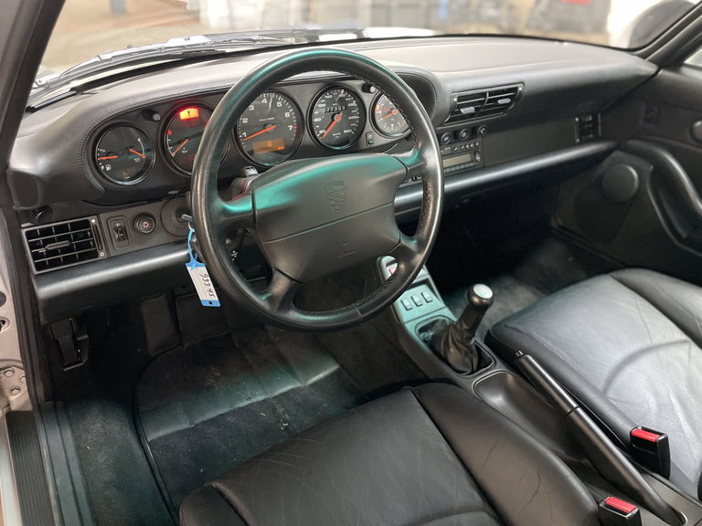 Porsche 993 Carrera 4S