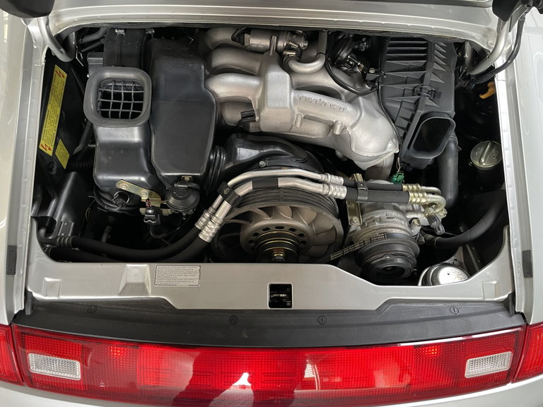 Porsche 993 Carrera 4S