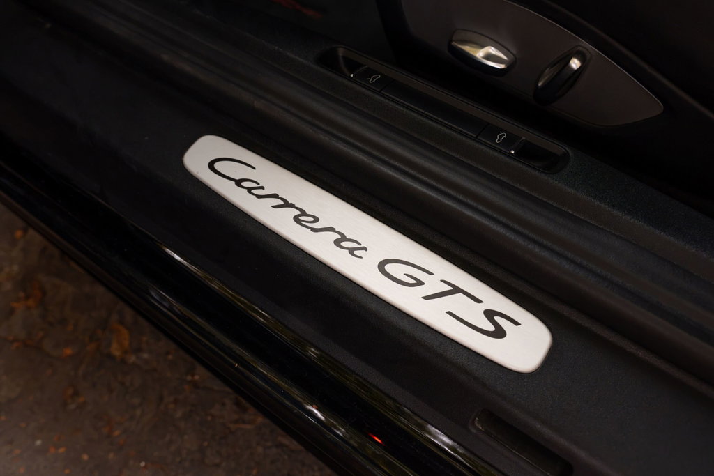 Porsche 991 Carrera GTS