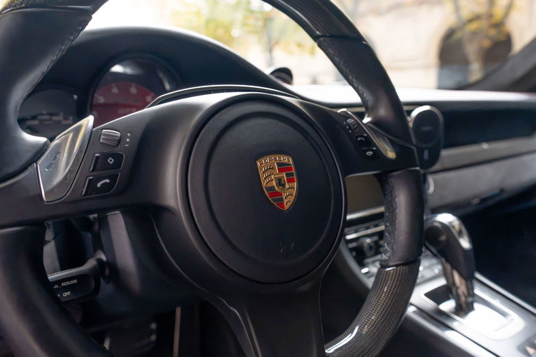 Porsche 991 Carrera GTS