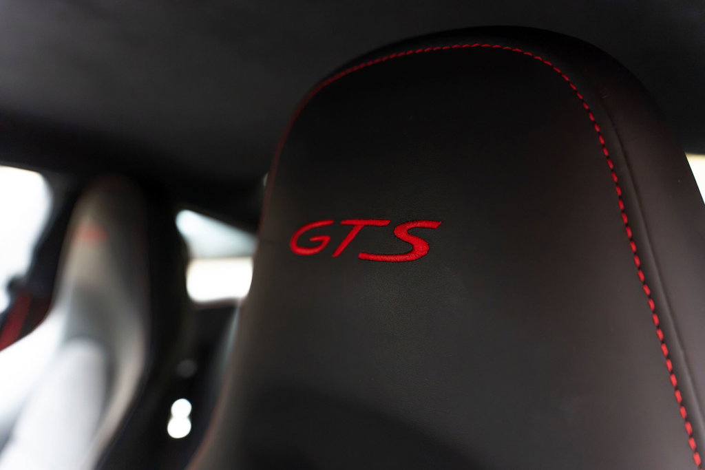 Porsche 991 Carrera GTS