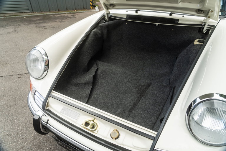 Porsche 911 T