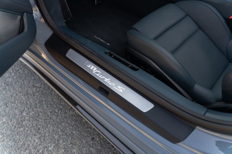 Porsche 992 Turbo S
