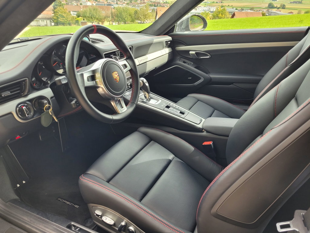 Porsche 991 Carrera 4S « Exclusive Swiss Edition »