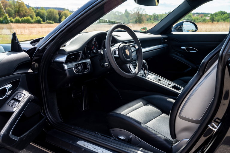 Porsche 991 Carrera