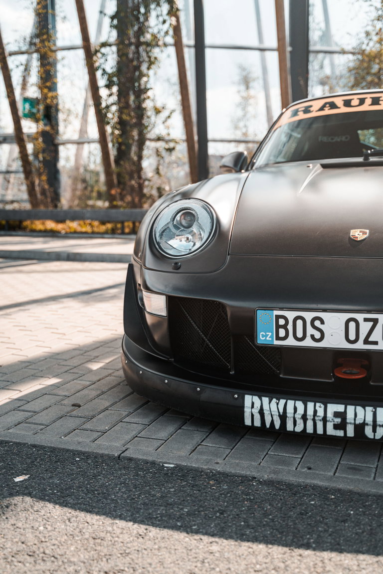 Porsche 911 by RWB