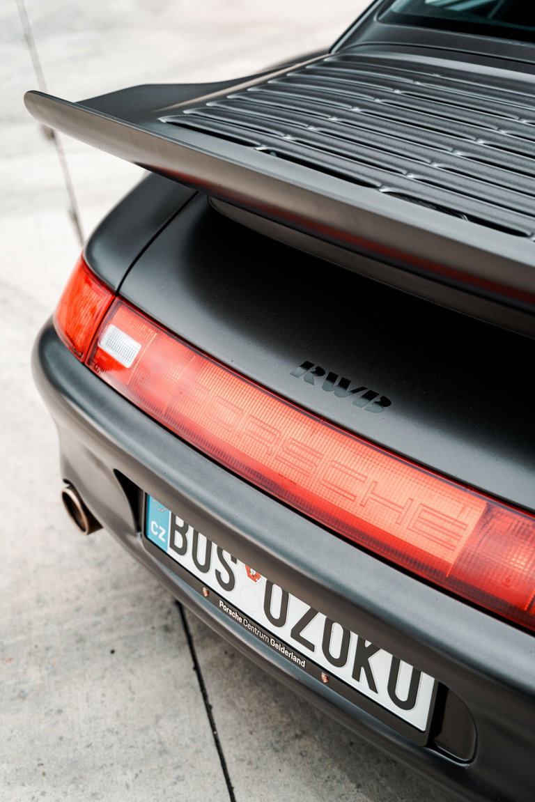 Porsche 911 by RWB