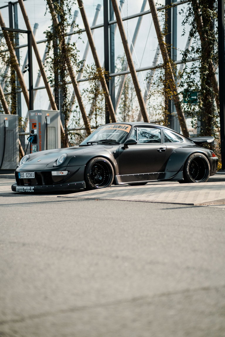 Porsche 911 by RWB