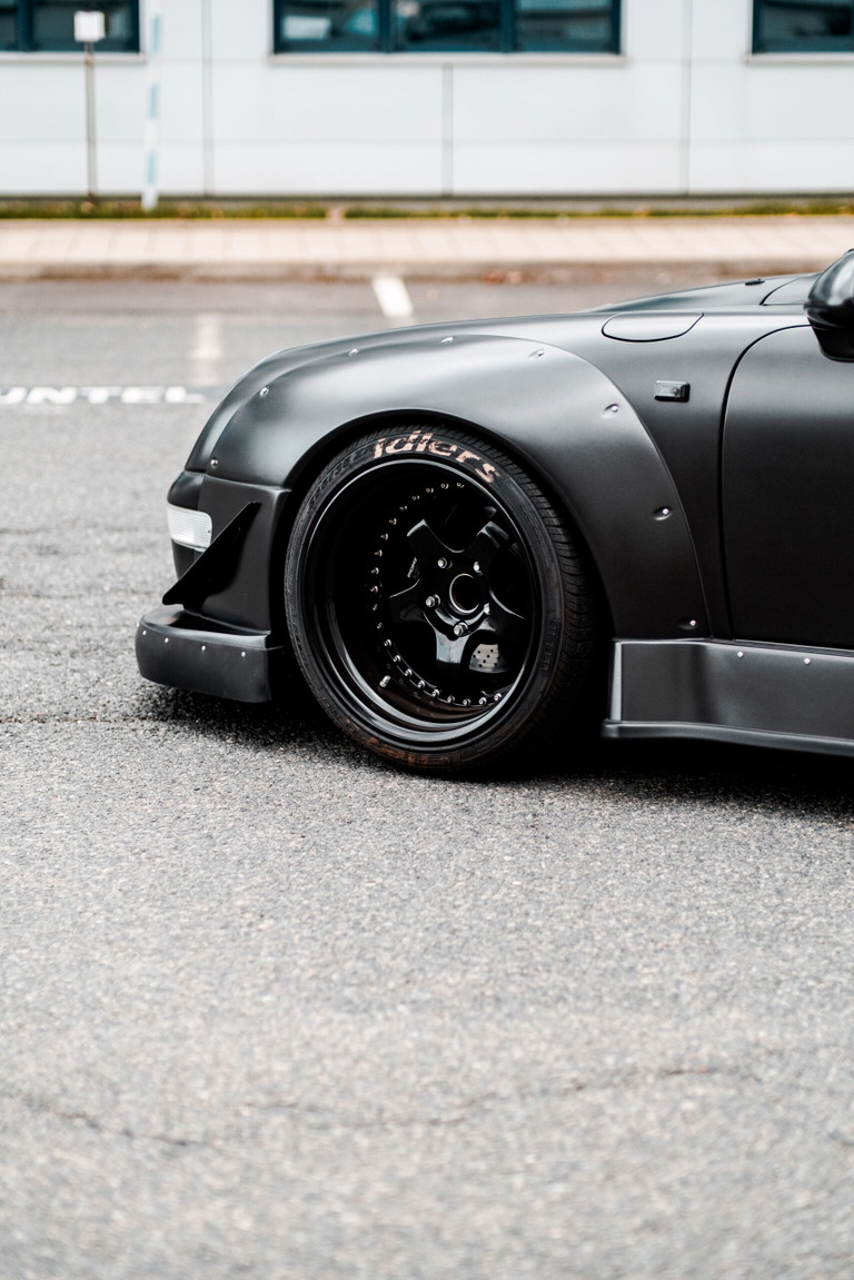 Porsche 911 by RWB