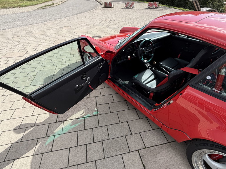 Porsche 964 Carrera 4