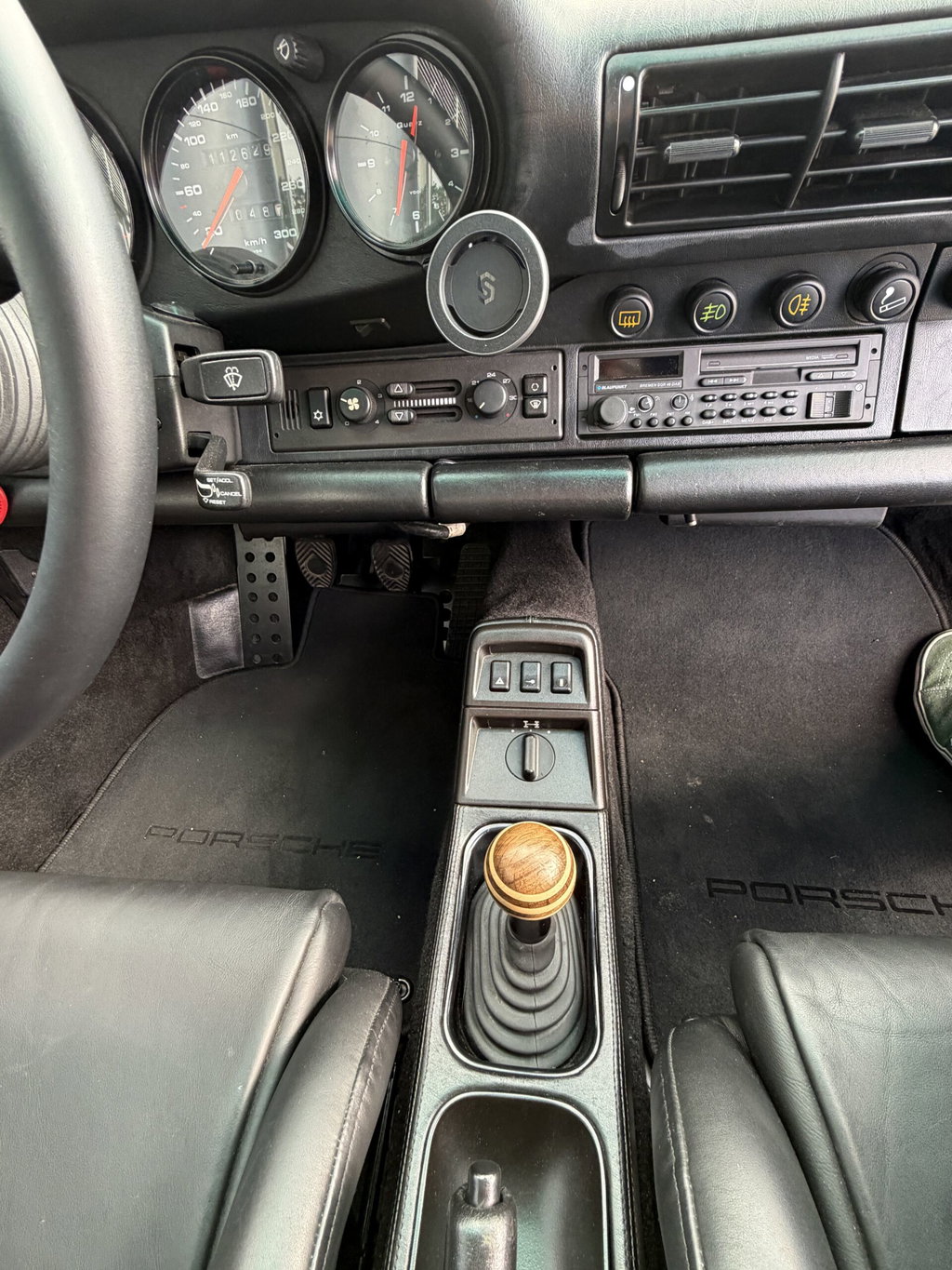 Porsche 964 Carrera 4