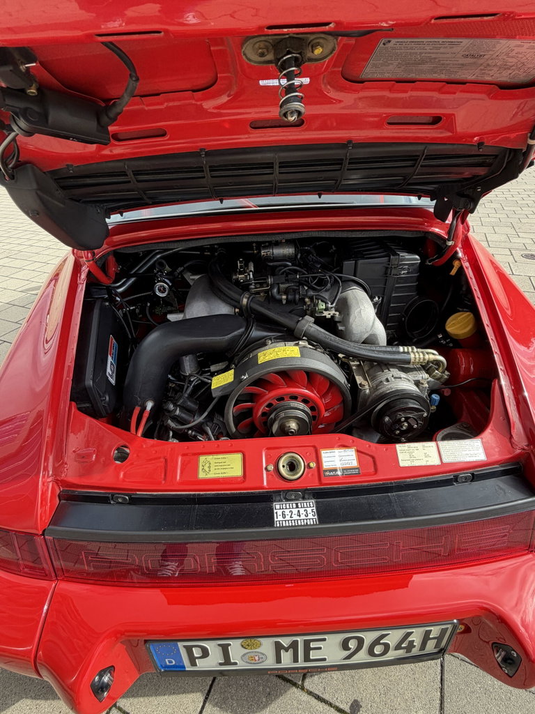 Porsche 964 Carrera 4