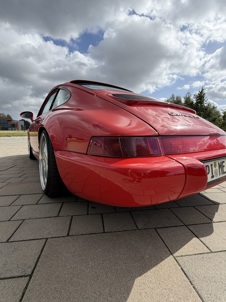 Porsche 964 Carrera 4