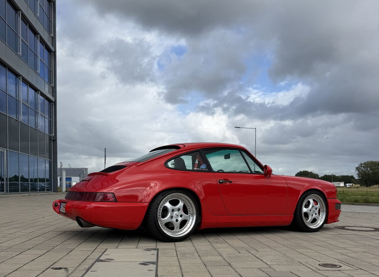 Porsche 964 Carrera 4