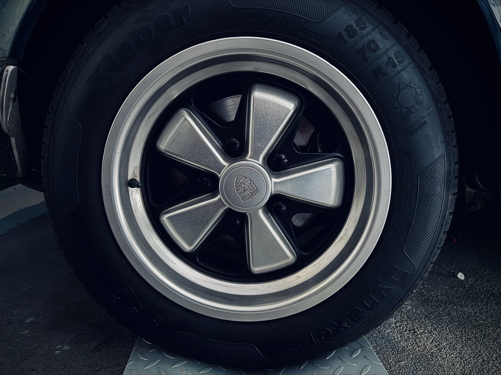 Porsche 911 E