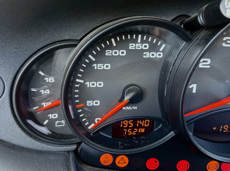 Porsche 996 Carrera