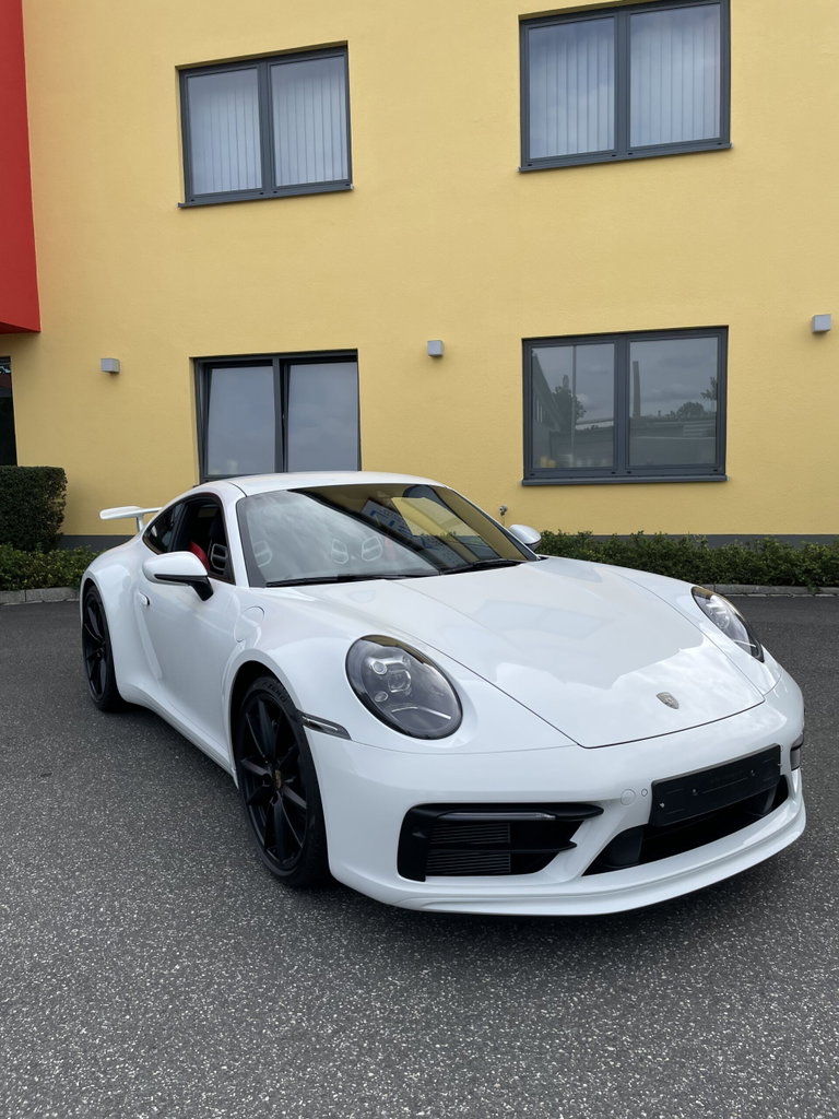 Porsche 992 Carrera T