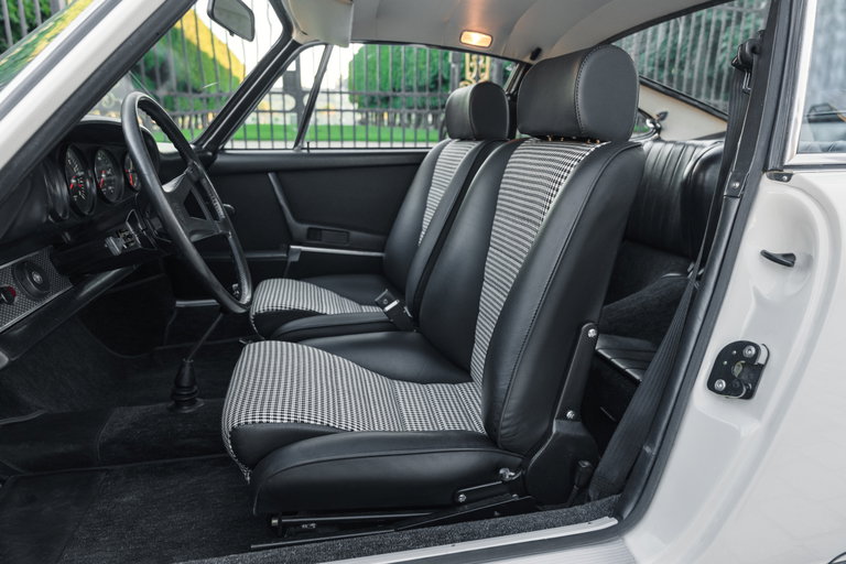 Porsche 911 S (F-Modell)