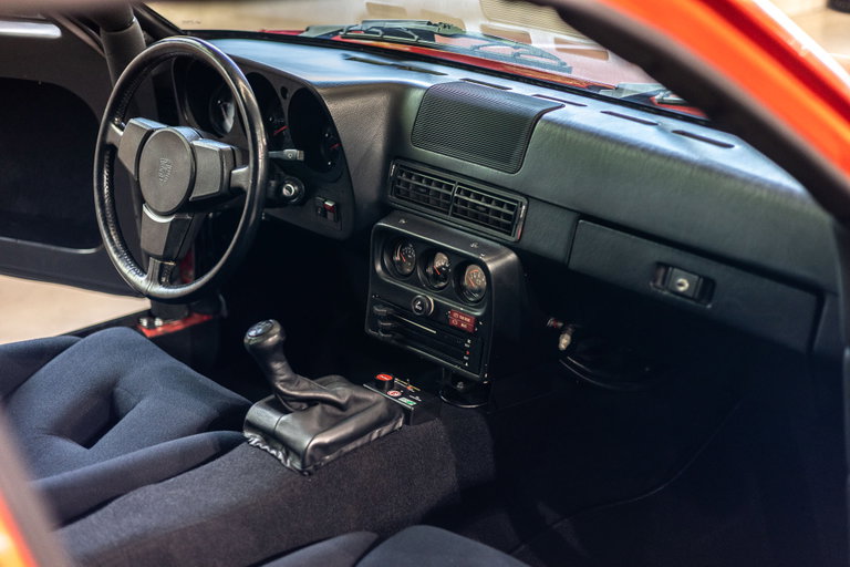 Porsche 924 Carrera GTS