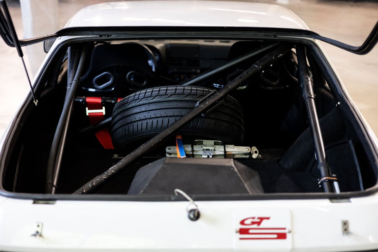 Porsche 924 Carrera GTS