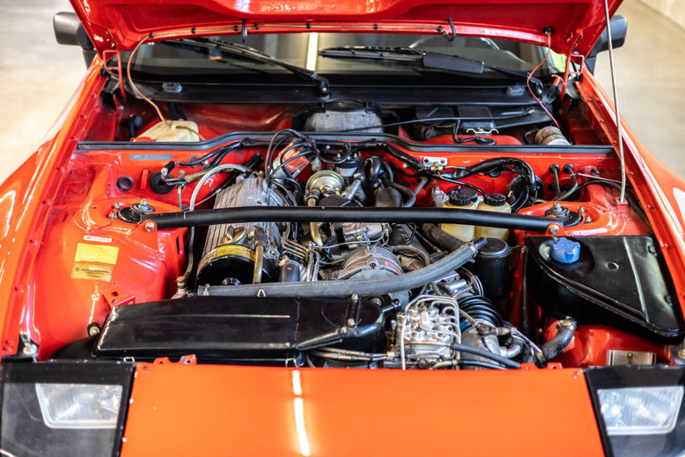 Porsche 924 Carrera GTS