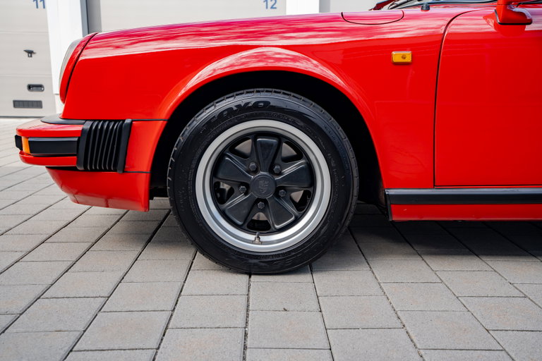 Porsche 911 SC