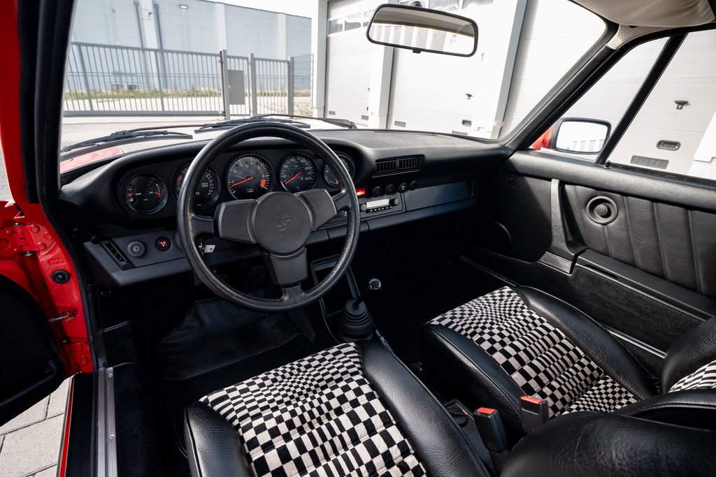 Porsche 911 SC
