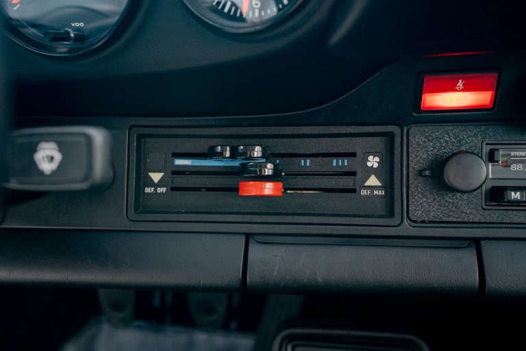 Porsche 911 SC