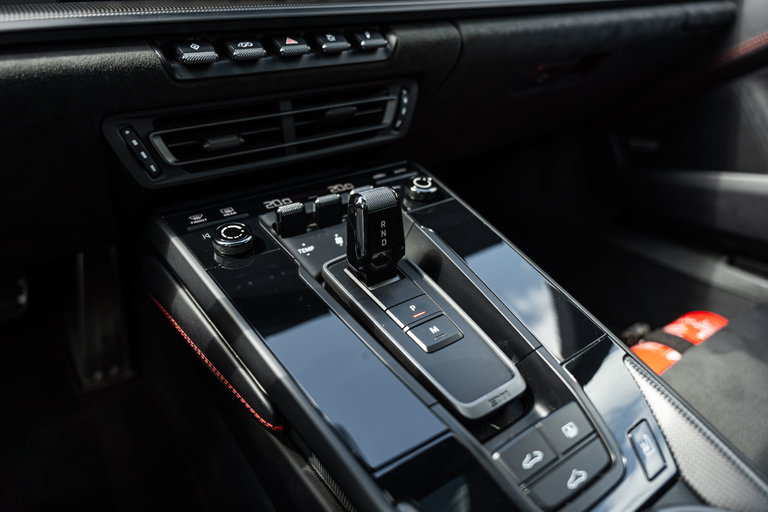 Porsche 992 Carrera GTS