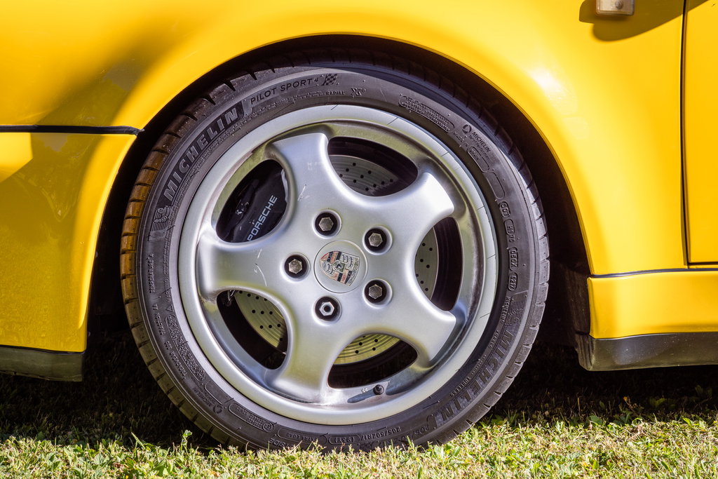 Porsche 964 Carrera 2 Cabrio WTL