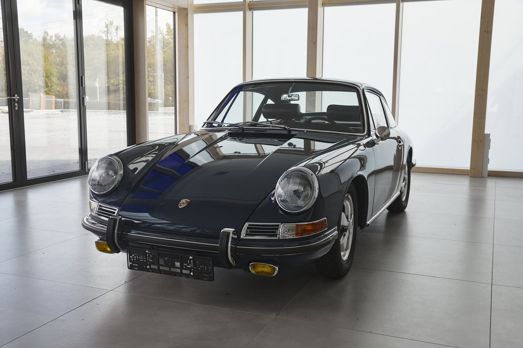 Porsche 911 S (F-Modell)