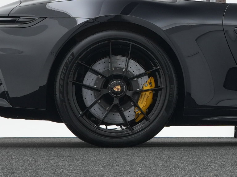 Porsche 992.2 Carrera GTS