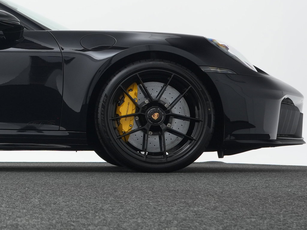 Porsche 992.2 Carrera GTS