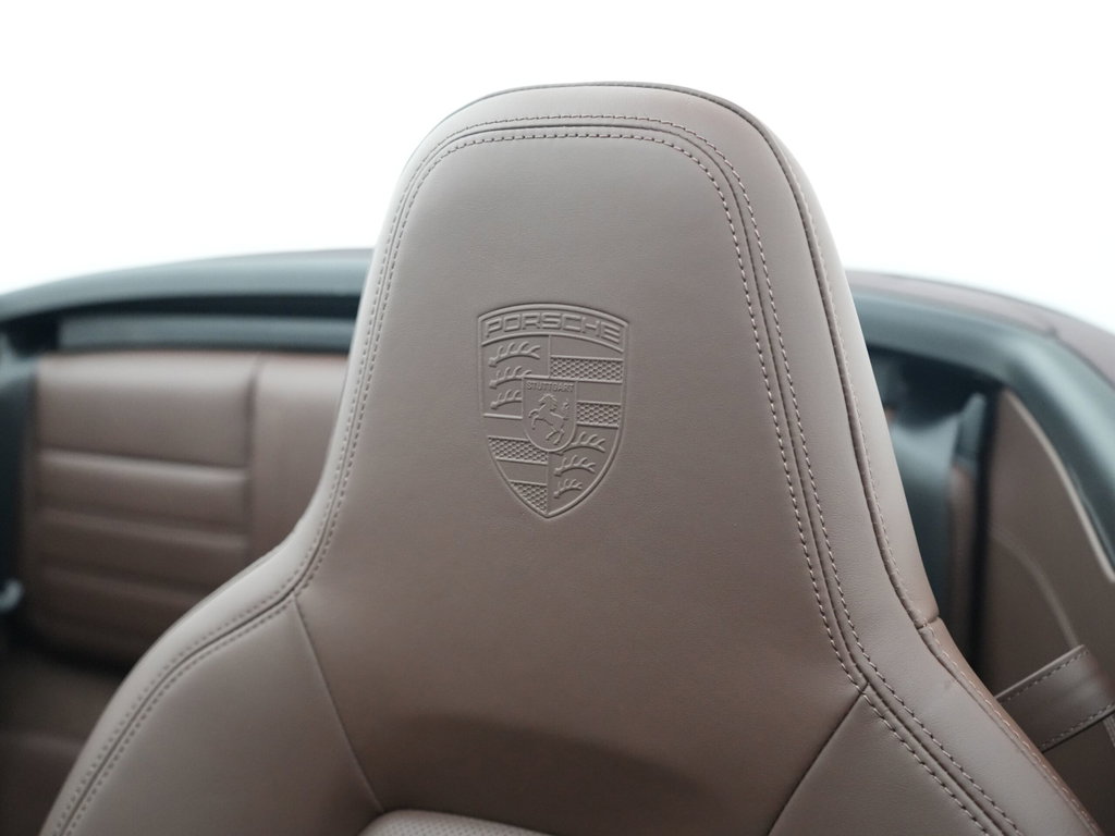 Porsche 992.2 Carrera GTS