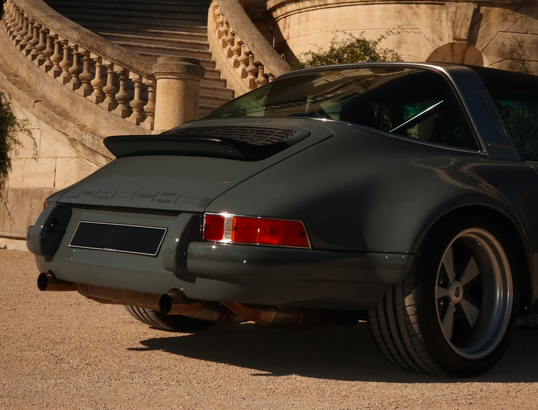 Porsche 911 Backdate
